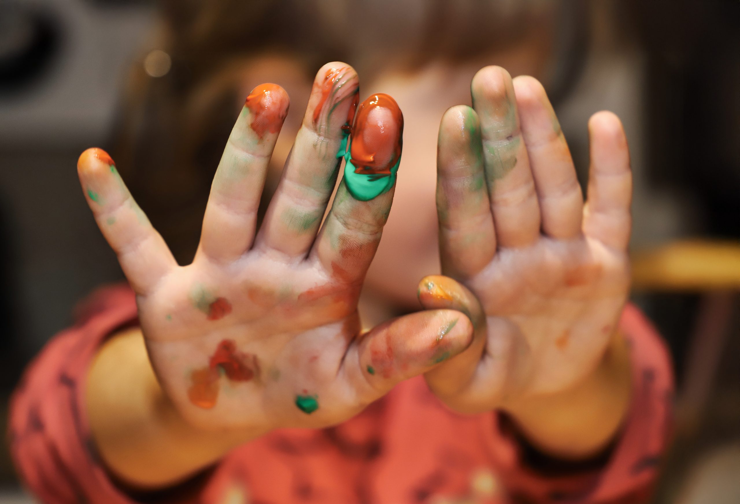 À la découverte des pouvoirs de la peinture chez l’Être humain